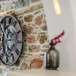 Апартаменты Honey & Cinnamon Luxury Naxos City