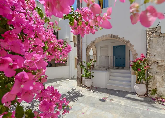 Honey & Cinnamon Luxury Naxos City